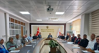 Çanakkale'de üreticilere tam hibeli hayvansal gübre deposu