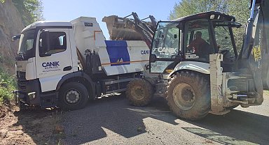 Canik'te kırsalda yol çalışması