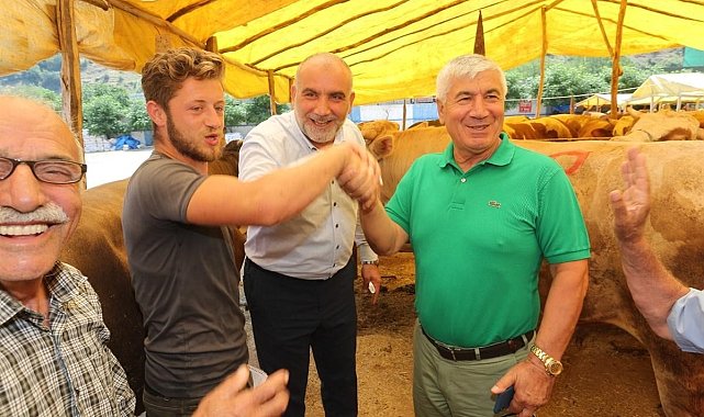 Canik'te kurbanlıklar görücüye çıktı