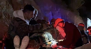 Çankırı Kalesi'nden kayalıklara düştü, ekipler seferber oldu