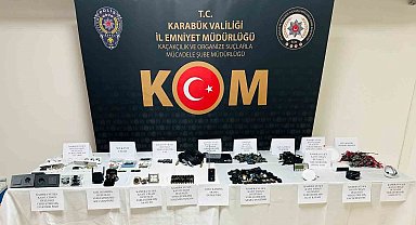 Casus kamera ile Karabük'ten Türkiye'yi izleyip, 55 bin görüntü toplamış