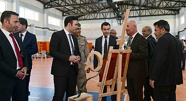 Çatak'ta yılsonu sergisi