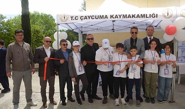 Çaycuma BİLSEM'de TÜBİTAK 4006 Bilim Fuarı göz doldurdu