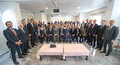 Çayırlı'da muhtarlar toplantısı düzenlendi