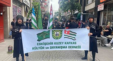 Çerkes Soykırımı'nın 161'inci yılında anlamlı yürüyüş