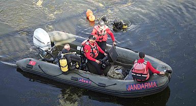Cesedi, bordür taşına bağlanıp nehre atılmıştı: 5 sanığın yargılanmasına devam edildi