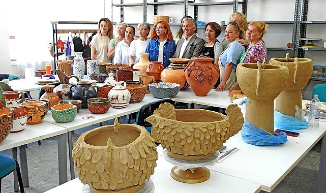 Çeşme Halk Eğitim Merkezi'nde seramiğe sanatsal dokunuş