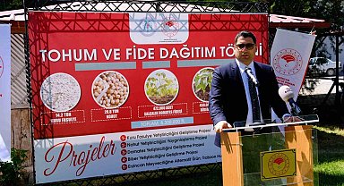 Çiftçilere domates fidesi dağıtımı yapıldı