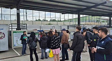 Çorum Belediyesi'nin "Sıfır Atık Getirme Merkezi" öğrencilere tanıtıldı