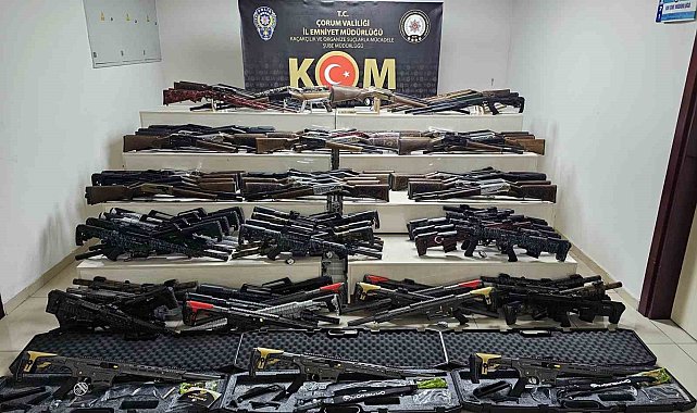 Çorum'da 118 adet ruhsatsız av tüfeği ele geçirildi
