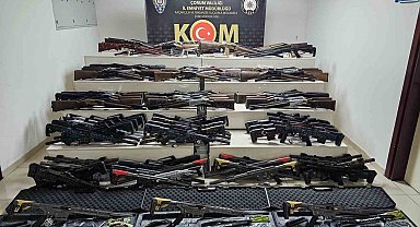 Çorum'da 118 adet ruhsatsız av tüfeği ele geçirildi