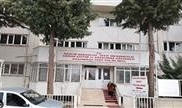Çorum'da deprem dayanıklılığı yetersiz bulunan semt polikliniğindeki birimler taşındı