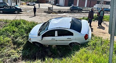 Çorum'da otomobil menfeze düştü: 1 yaralı