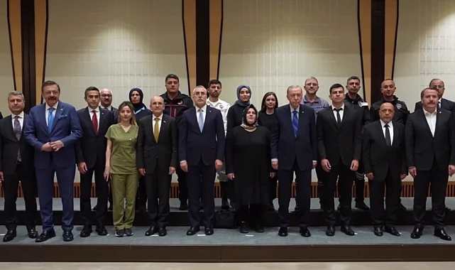 Cumhurbaşkanı Erdoğan, emek temsilcileriyle buluştu
