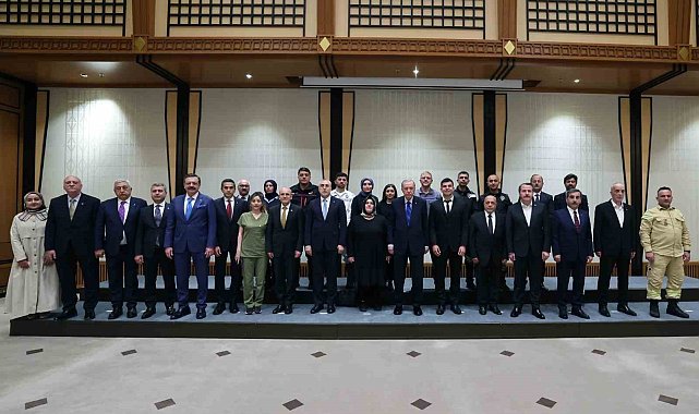 Cumhurbaşkanı Erdoğan işçilerle bir araya geldi