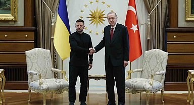 Cumhurbaşkanı Erdoğan, Ukrayna Cumhurbaşkanı Volodimir Zelenskiy ile bir araya geldi.