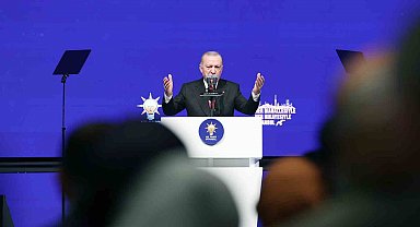 Cumhurbaşkanı Erdoğan'dan Özgür Özel'e tepki: "Suç örgütünün posta güvercini gibi hareket ediyor"