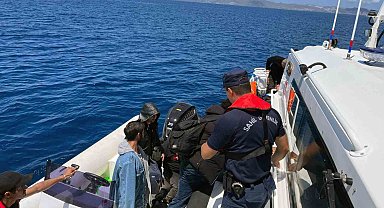 Datça'da Yunanistan'ın geri ittiği 10'u çocuk 33 düzensiz göçmen kurtarıldı