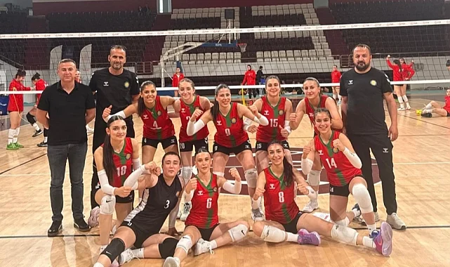 DBB Genç Kadınlar Voleybol Takımı Türkiye Şampiyonası'na galibiyetle başladı