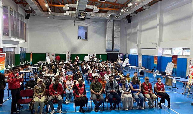Deneyap teknoloji atölyelerinde gençler projelerini sergiledi