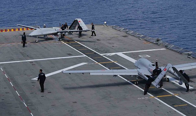 DENİZKURDU-II2025 tatbikatı tamamlandı: TB3 SİHA'dan TCG ANADOLU'ya tarihi ilk salvo kalkış