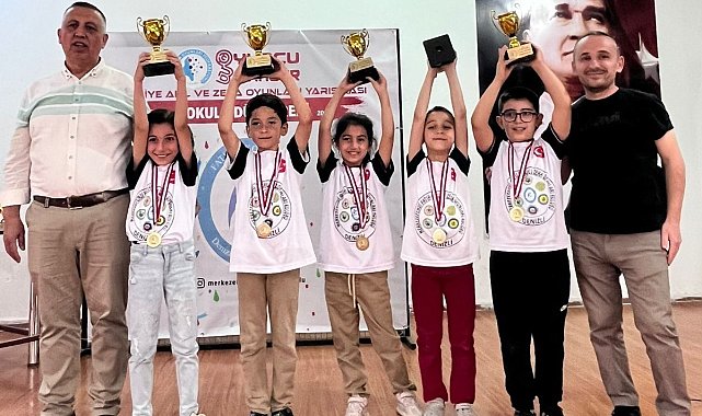 Denizli'nin çocuklar Türkiye Zeka Oyunlarına damga vurdu