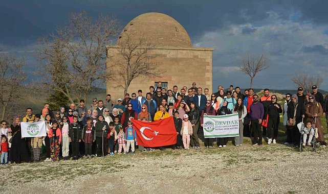 Develi Dağcılık ve Kayak Kulübü'nden 'Hıdırellez' yürüyüşü