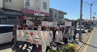 Dicle'de 'Sağlıklı Yaşam Yürüyüşü' düzenlendi