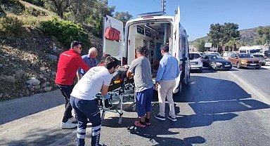 Direksiyon başında fenalaşan sürücü 3 araca çarptı: 1 yaralı