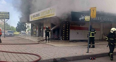 Diyarbakır'da kırtasiye dükkanında yangın