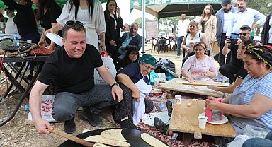 Doğan'dan depremzede çocuklara sıcak destek