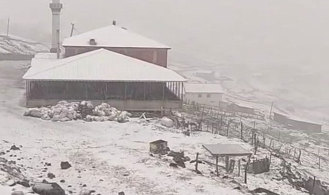 Doğu Karadeniz yaylalarında kış bitmiyor