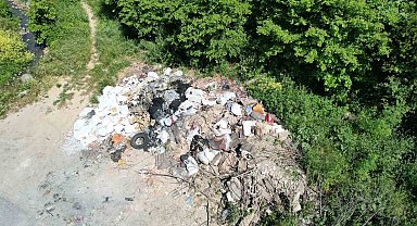 Döküm sahasına para ödememek için yeşil alanları katlediyorlar