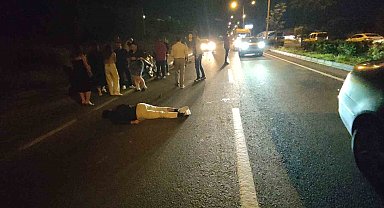 Domuz sürüsüne çarpan motosiklet sürücüsü ağır yaralandı