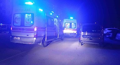 Dünürler arasında silahlı kavga: Baba ve oğul yaralandı