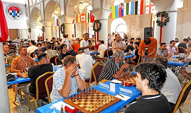 Dünyaca ünlü satranç ustaları Çeşme'de buluşacak