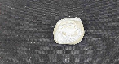 Düzce'de 15 suç kaydı bulunan şüpheli, 125 gram uyuşturucu ile yakayı ele verdi