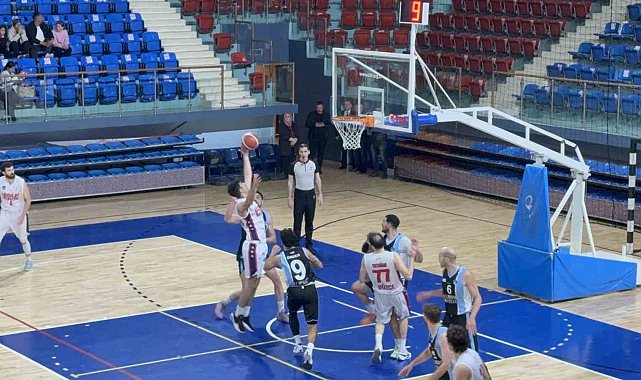 EBBL 2. Lig Play-Off: Düzce 81 Basketbol: 57 - Merzifon Belediyespor: 59