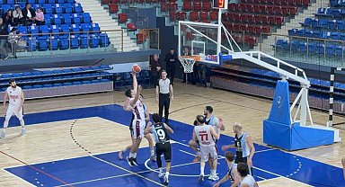 EBBL 2. Lig Play-Off: Düzce 81 Basketbol: 57 - Merzifon Belediyespor: 59