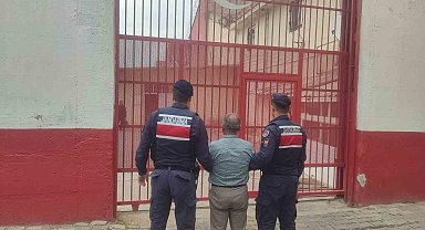 Efeler'de 11 yıl hapis cezası ile aranan şahıs yakalandı
