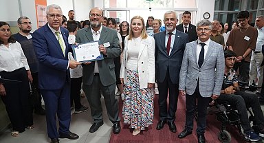Ege Üniversitesi'nde 'Engelsiz Erişim Teknolojik Tasarım' yarışması