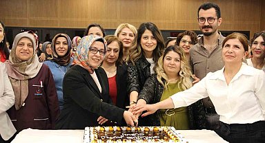 Elazığ'da 'Ebeler Günü' kutlandı