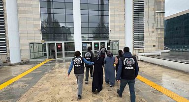 Elazığ'da 416 bin liralık ziynet eşyası çalan kadın şüpheliler yakalandı