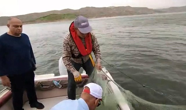 Elazığ'da kaçak avlanmayı önlemek için ekipler yoğun mesai harcıyor