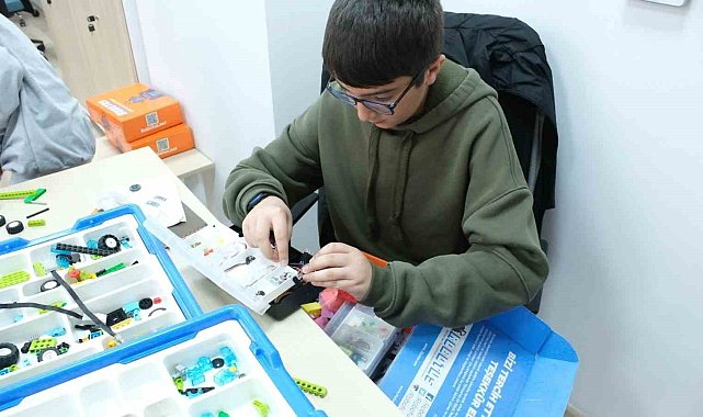 Elazığ'da robotik kodlama eğitimi verilmeye başlandı