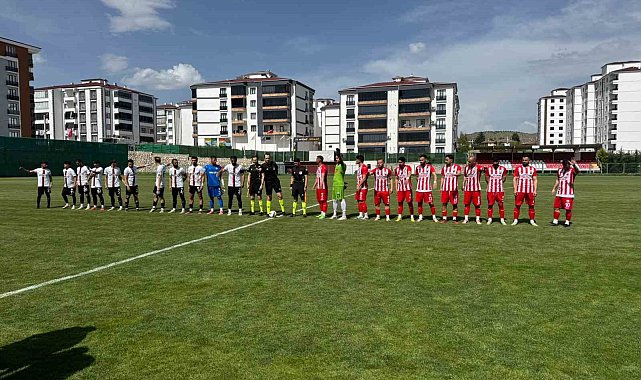 Elazığ'da Siverek Belediyespor penaltılarla turladı