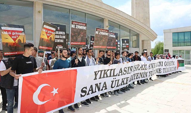 Elazığ'da üniversite öğrencileri Gazze için yürüdü