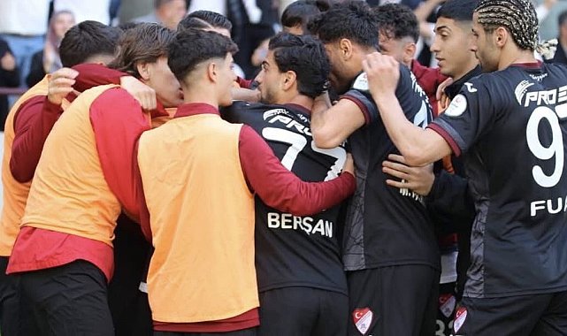 Elazığspor ligi 2. bitirdi