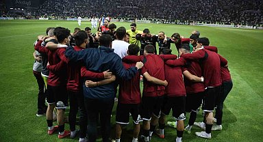 Elazığspor: "Karşılaşmanın kaldığı yerden devam etmesini talep ediyoruz"