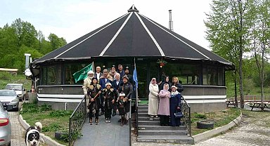 Emekli kütüphane memuru, 309'uncu kütüphanesini tarihi Kayı Obası'nda kurdu